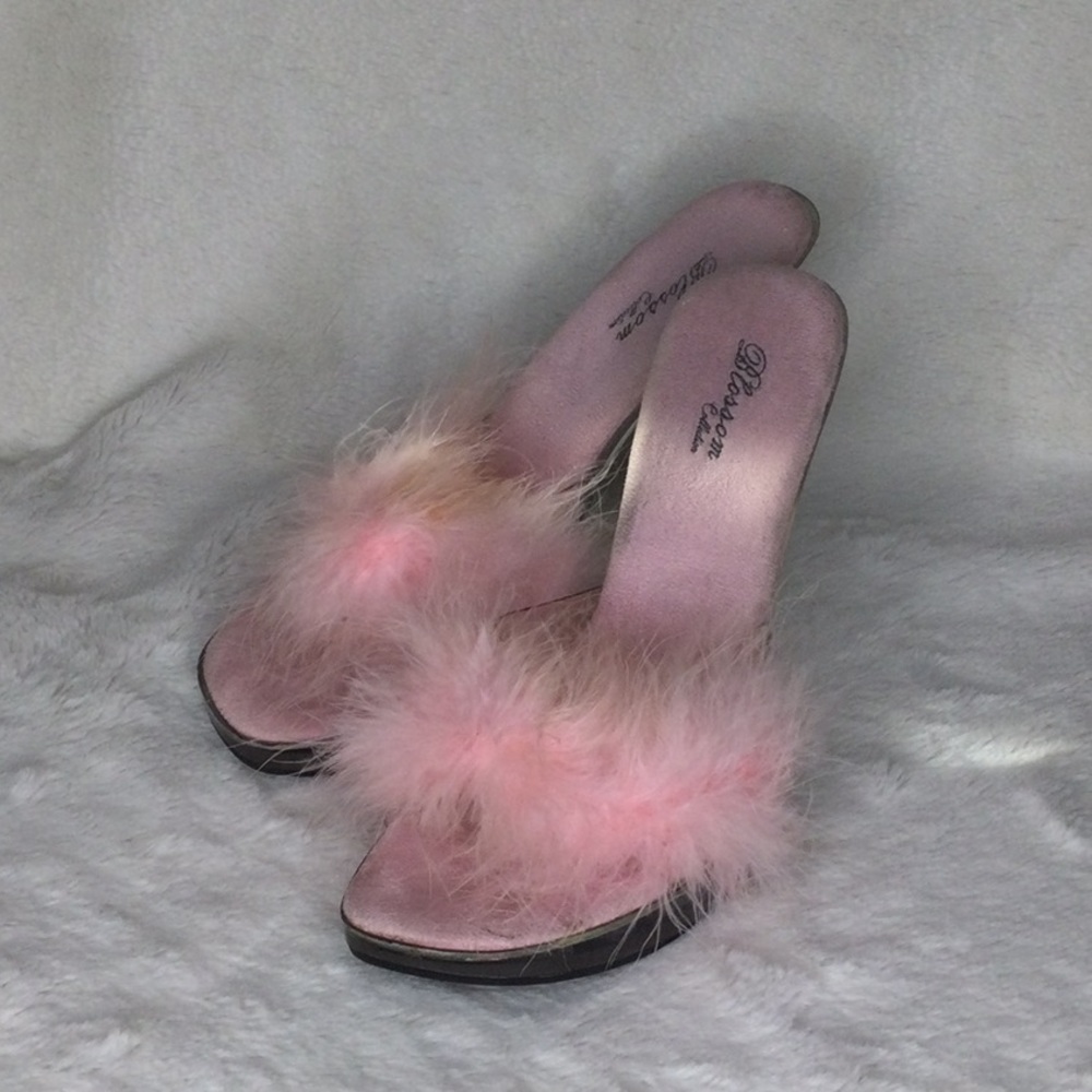 Blossom Collection Pink Feathers Heels size 8.5